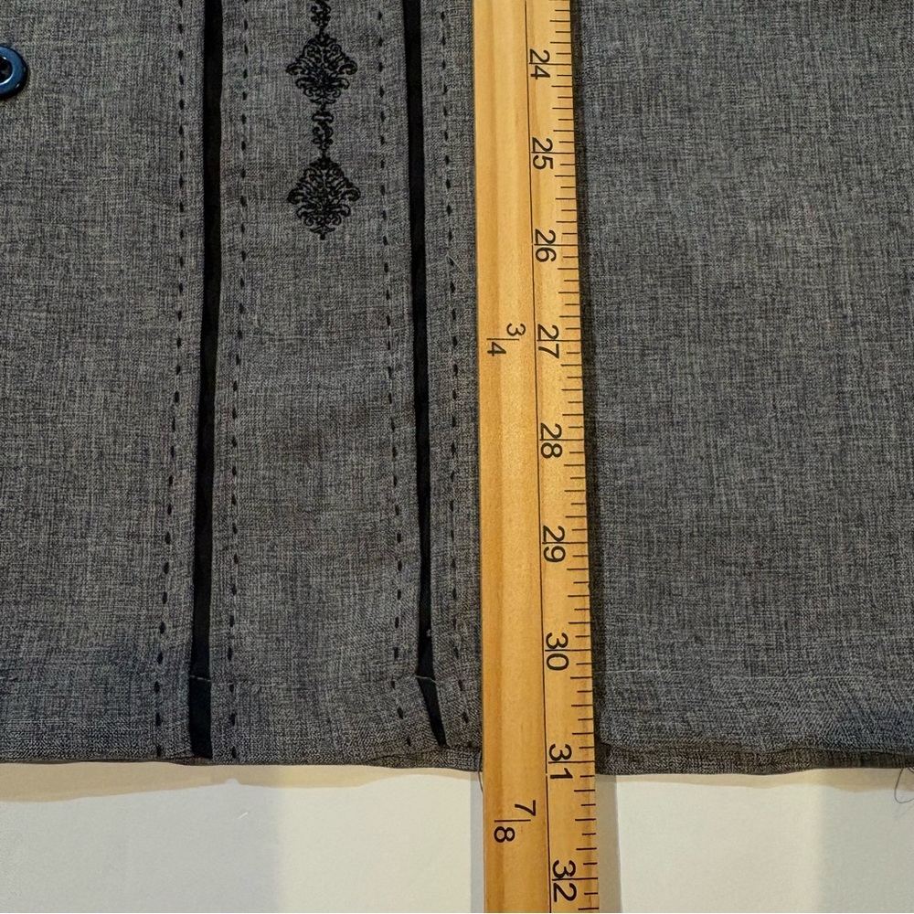Syllables men's shirt sleeve embroidered detais shirt size XL - Picture 5 of 8